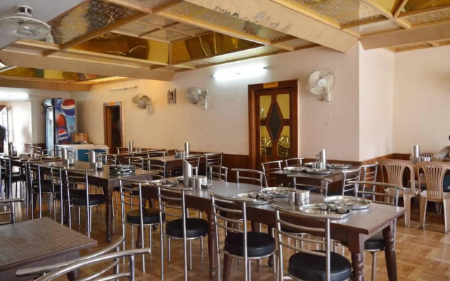 Hotel Chanakya ( Budget Hotel )