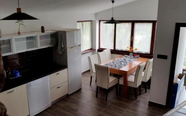 Excellent holiday home in Supetarska Draga