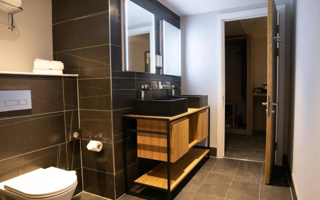 Mercure Newport Hotel