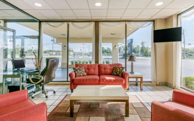 Ramada Limited Manchester Tn