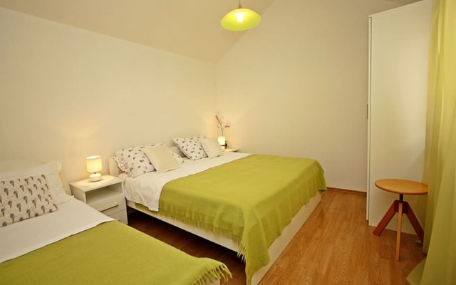 House Ivi