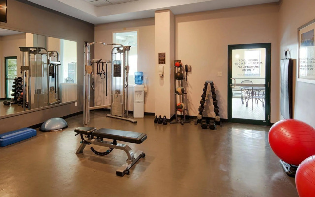 Best Western Plus Winnipeg Airport Hotel