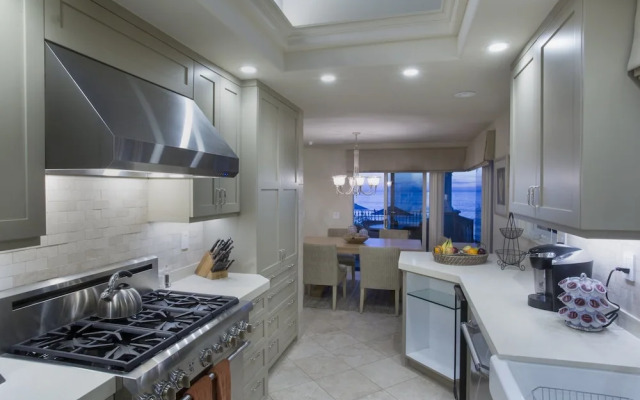 Sunset Cove Villas in Laguna Beach