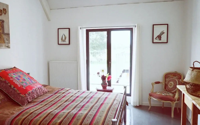 Magnificent Holiday Home in Arendonk With Terrace, Garden