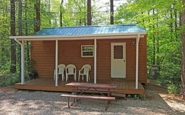 White Pines Campsites - A Cruise Inn Park