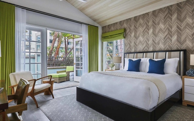 Fairmont Miramar Hotel