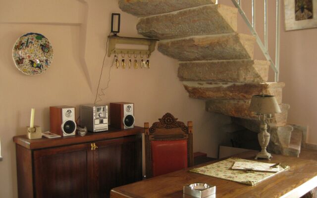 Traditional Hotel  IANTHE