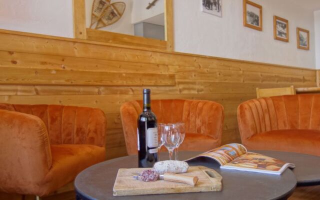 Le Grand Tichot A et B 28049