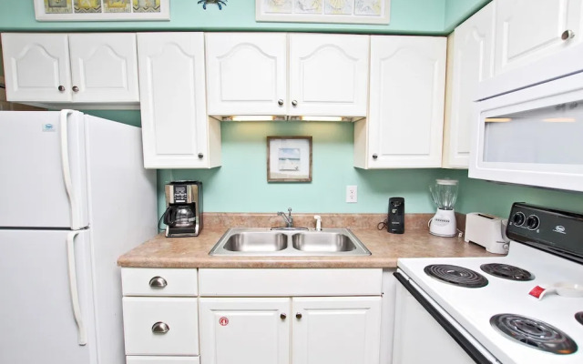 Moonraker 13 - One Bedroom Condo