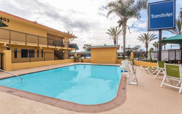 Hotel Avenida - Oceanside Camp Pendleton