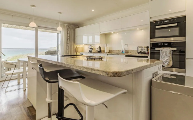 Apartment 18, Burgh Island Causeway