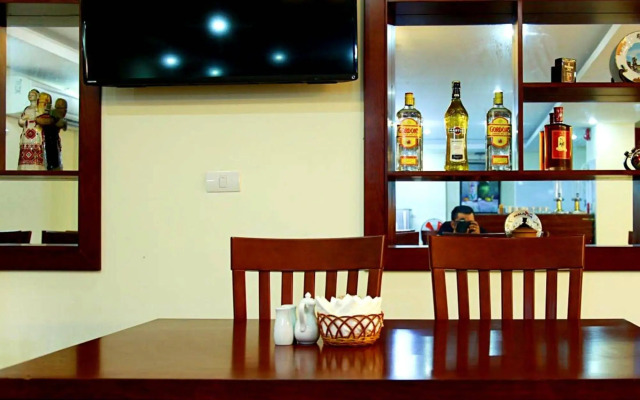 Platinum Beach Hotel