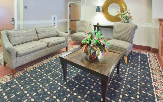 Holiday Inn Express Hotel & Suites Laurinburg by IHG