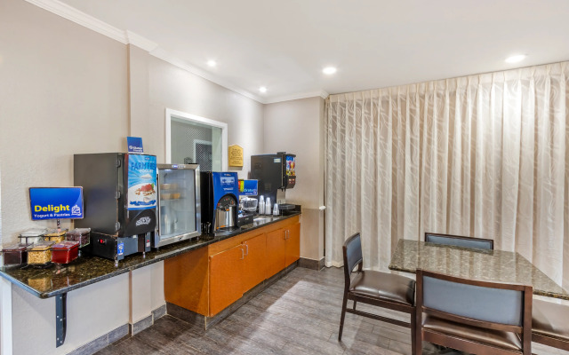 Best Western Airport Inn & Suites