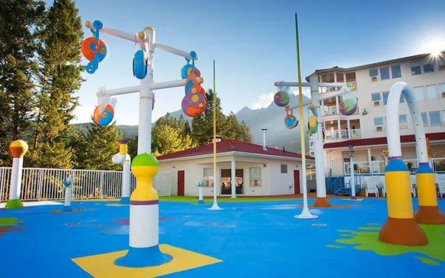 Mountain View Resort and Suites at Fairmont Hot Springs