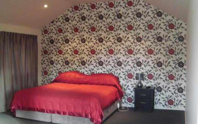 Golf Course Road Chalets