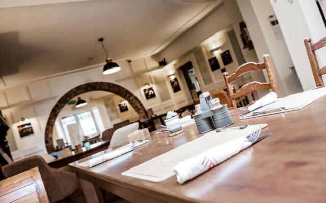 The Red Lion Hotel