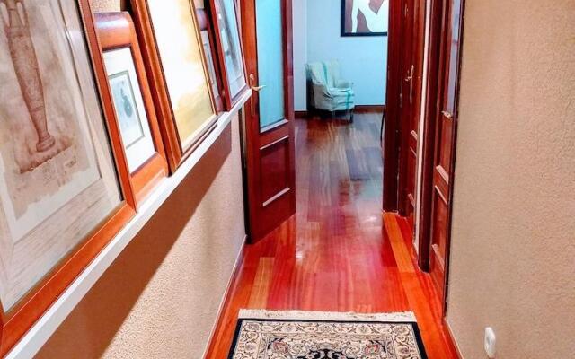 LARGE Apartment with large and sunny Terrace - Garden & Outdoor Gym, ALICANTE CENTER