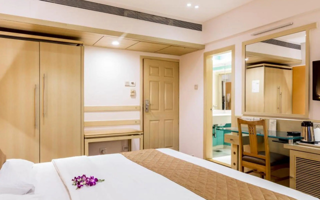 The Royal Orchid – Guest Rooms – Mumbai