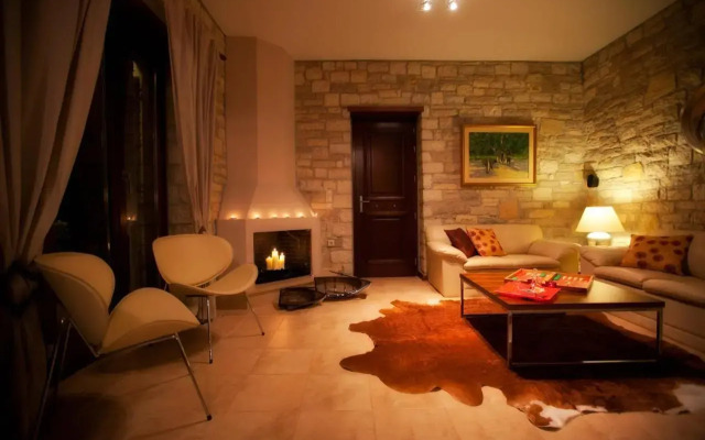 Parathalasso Villas