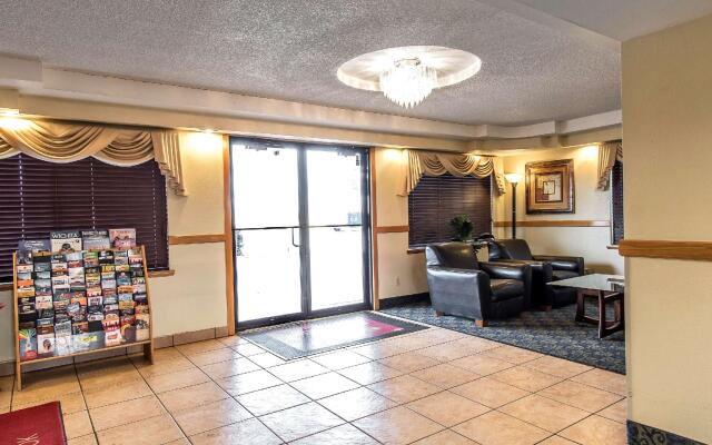 Brentwood Inn Clinton