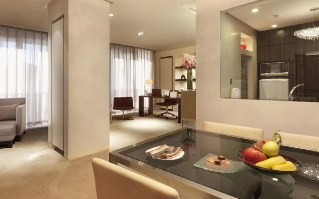 Howard Johnson By Wyndham Parkland Hotel Dalian
