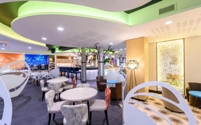 Kyriad Prestige Amiens Poulainville - Hotel and Spa