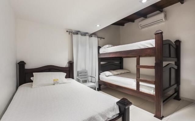 3H HOTEL Av 70