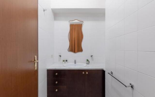 Iflat Spanish Steps Blue Apartment