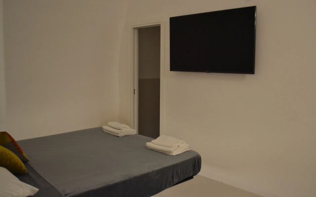 Corte Cairoli B&B and Suite