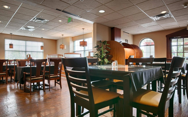 Holiday Inn Express Federal Way Seattle South by IHG