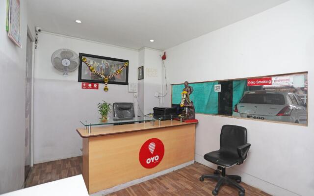 OYO 9194 Hotel Galaxy Apartments