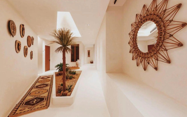 Dalian Sishi Jingyu Beach Resort Hotel