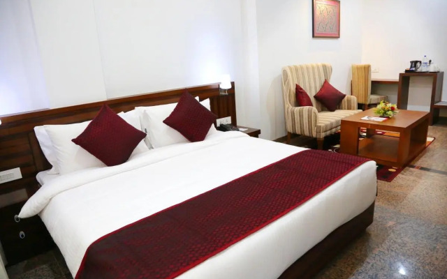Hotel Silk City