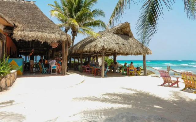 Zamas Hotel
