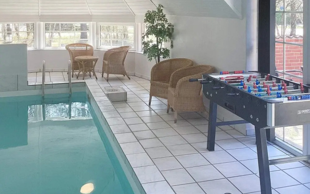 12 Person Holiday Home in Vaeggerlose