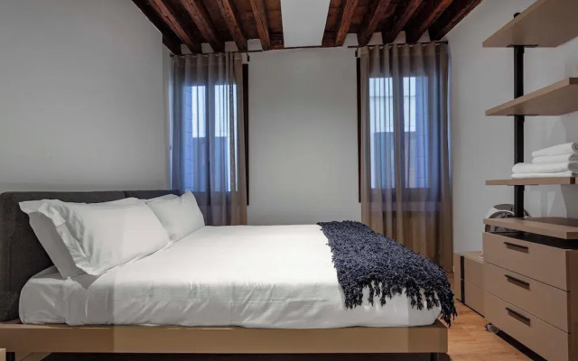 San Lorenzo Apartments 5054