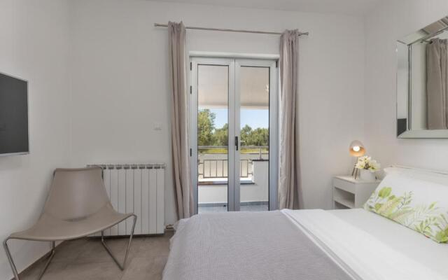 Lalic Gallery Villa