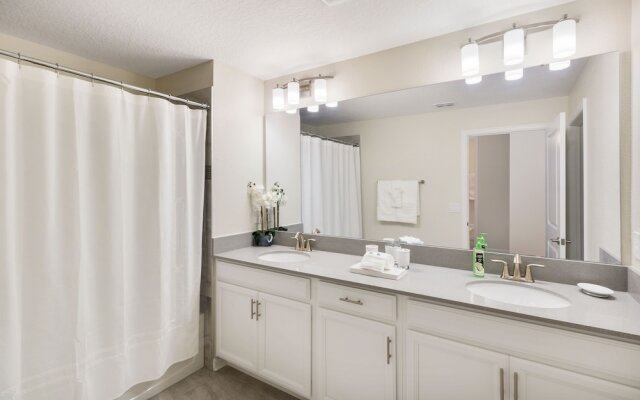 8931 SD - Pet-friendly 5BR Retreat: Private Pool