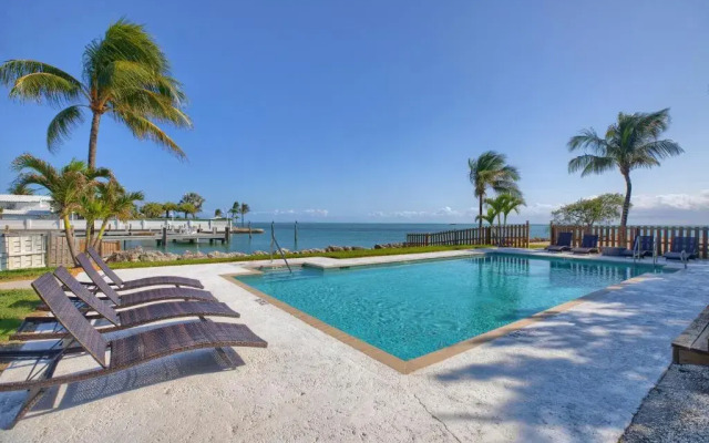 Seascape Resort & Marina