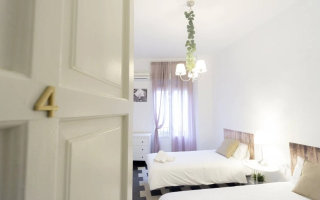 RentalSevilla Precioso apartamento 4 habitaciones en la Maestranza