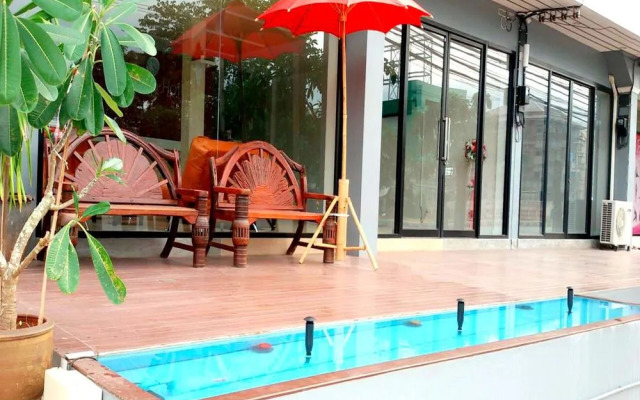 The Living Hotel at Surat Thani