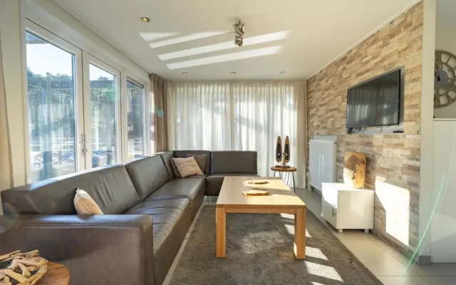 Modern Holiday Home Near Brunssummerheide