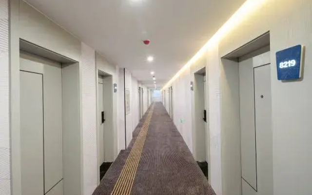 7 Days Premium Hotel (Zhengzhou Xinzheng International Airport)
