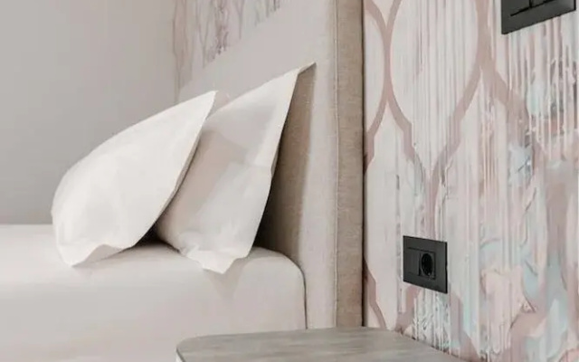 Ermes Deluxe Double Room With Sofa Bed