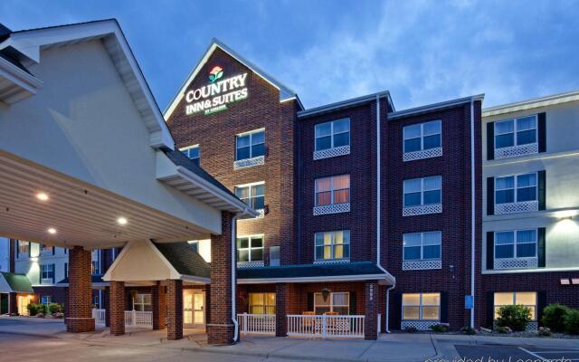 Country Inn & Suites by Radisson, Shoreview, MN