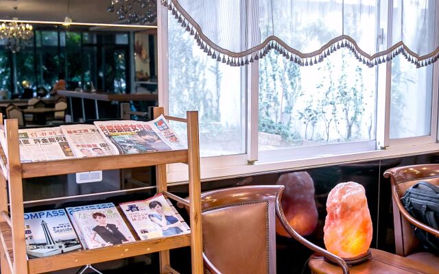 Huang Shin Business Hotel - ZhongGung Branch