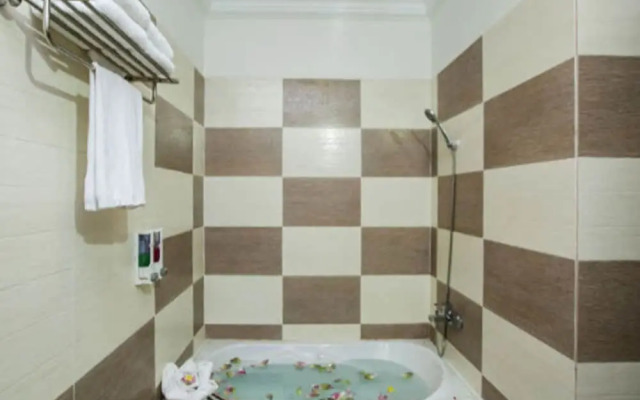 Lemongrass & Ginger Hotel
