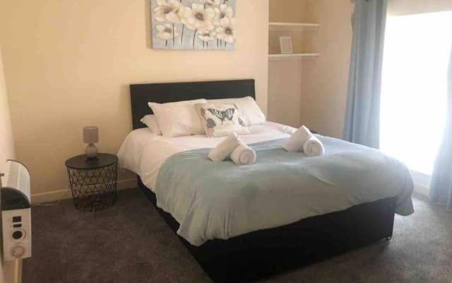 Comfy Stays Swansea Flat 3