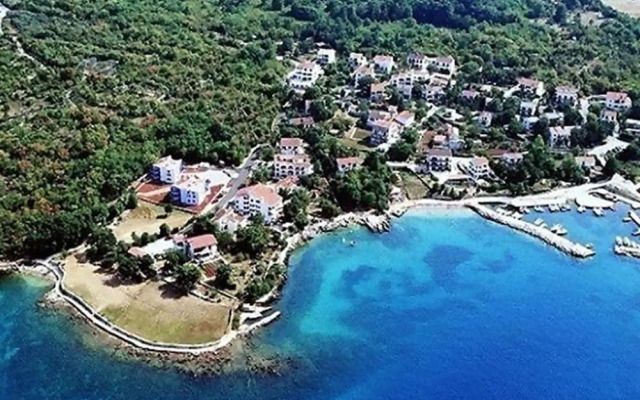 Apartment in Vantacici Near the Sea